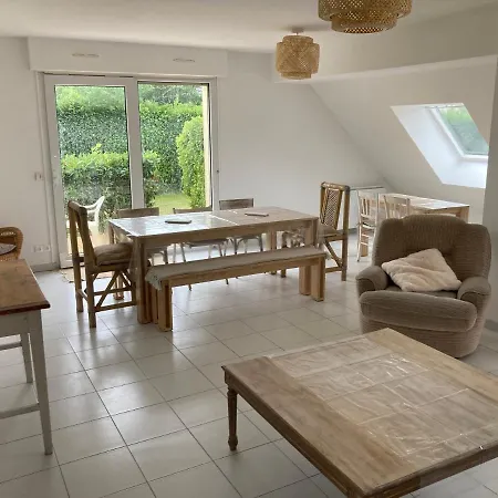 Maison Familiale Dans Une Rue Paisible Gouville-sur-Mer Exterior photo