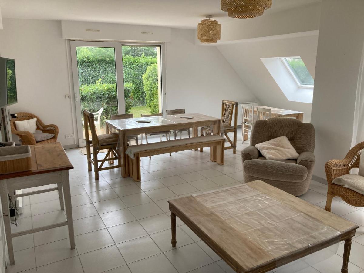 Maison Familiale Dans Rue Paisible Gouville-sur-Mer